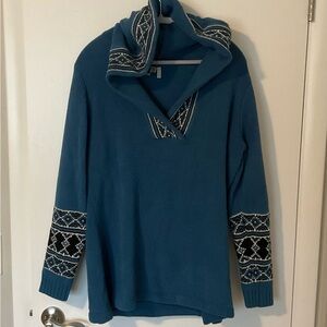 Sahalie Hooded Sweater